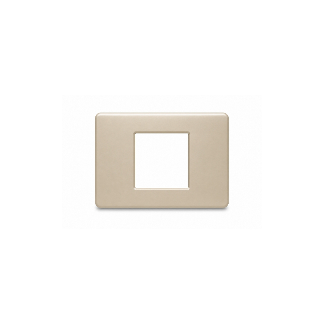 2M White Cover QVQ